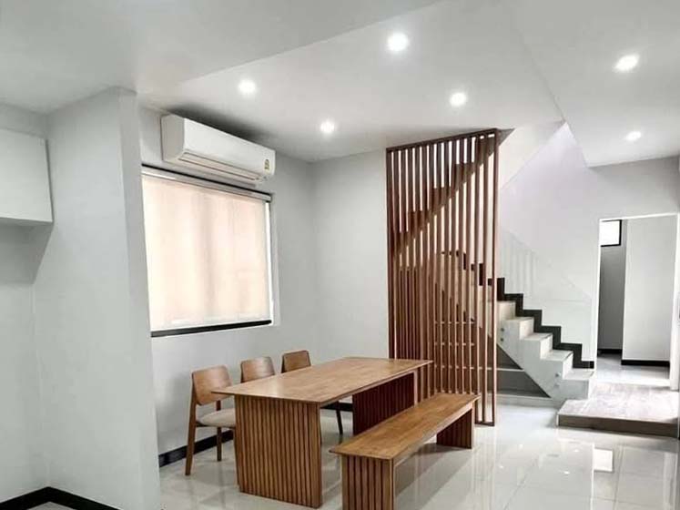 House with Shared Pool in Bangnatrad 